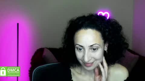 Snapshot of arianna_tifany chatting on October 14, 5:49 pm Arianna online show from October 14, 5:49 pm