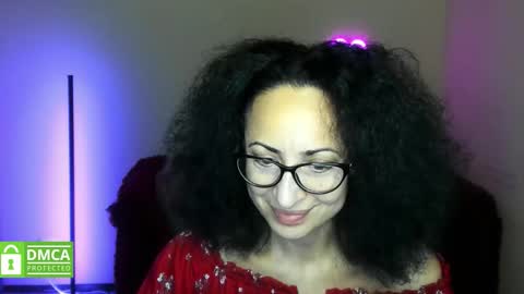 Snapshot of arianna_tifany chatting on October 21, 5:27 pm Arianna online show from October 21, 5:27 pm