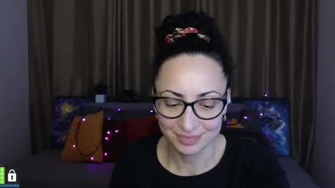 Snapshot of arianna_tifany chatting on March 4, 9:54 pm Arianna online show from March 4, 9:54 pm