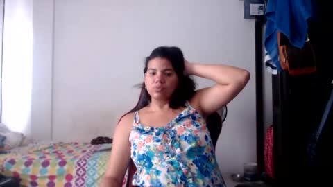 ariannaloovel online show from July 23, 3:31 pm