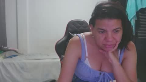 ariannaloovel online show from March 28, 11:39 pm