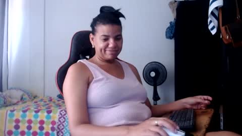 ariannaloovel online show from July 14, 5:40 pm