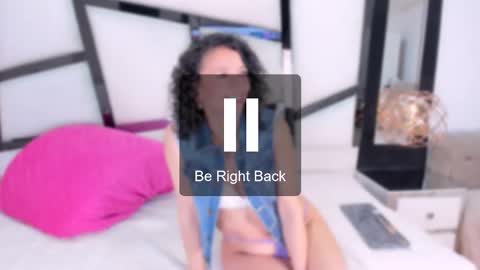 ariannarussell1 online show from February 24, 4:10 pm