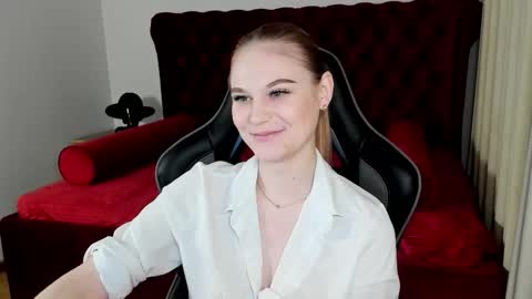 Aria online show from December 5, 5:39 am