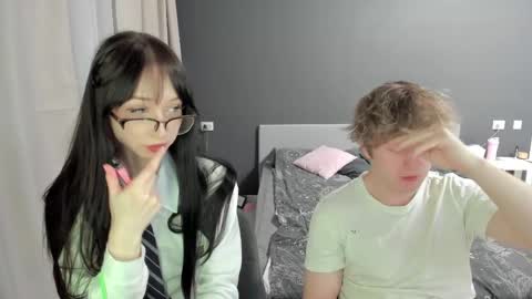 Ariel online show from March 31, 7:36 pm