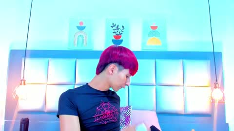 ARIEL VILLA online show from February 6, 1:05 am