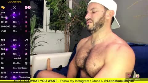 Snapshot of arielenbsas chatting on March 3, 4:58 am Ariel online show from March 3, 4:58 am