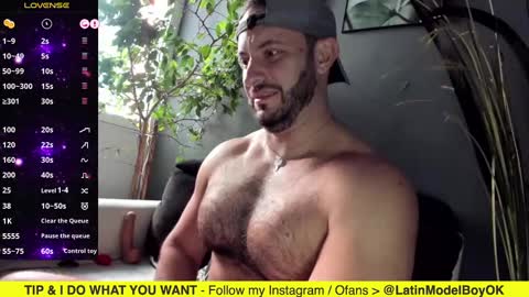Snapshot of arielenbsas chatting on February 22, 8:42 pm Ariel online show from February 22, 8:42 pm