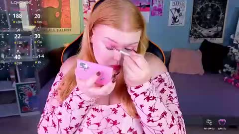 Adele online show from August 3, 11:05 am