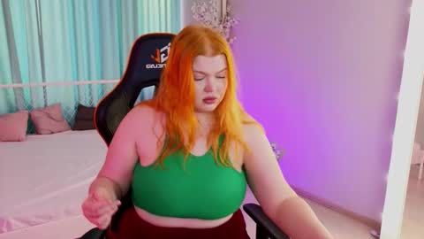 Adele online show from February 3, 11:47 am