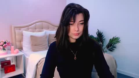 Ari online show from November 27, 9:17 am