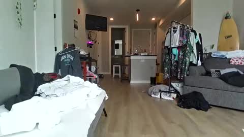 airskiii online show from October 4, 5:11 pm