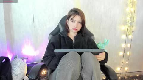 Ariel online show from February 7, 12:08 pm