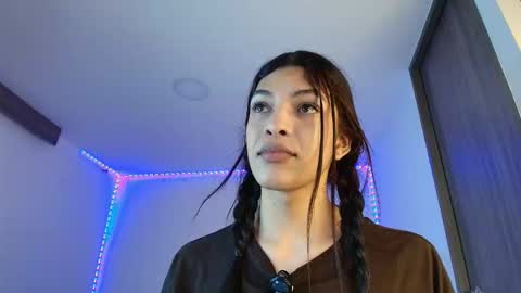 arimoon18 online show from March 16, 11:20 pm