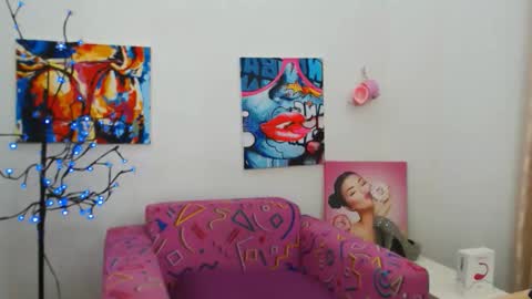 arinabelle online show from May 9, 10:43 am