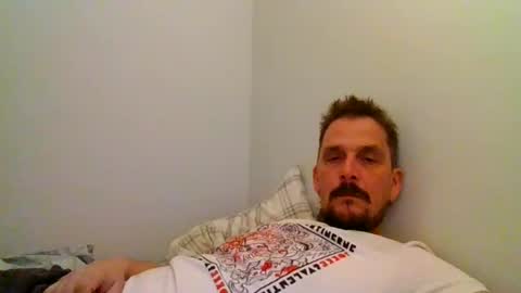 ariparikrigsmann online show from December 6, 8:23 pm