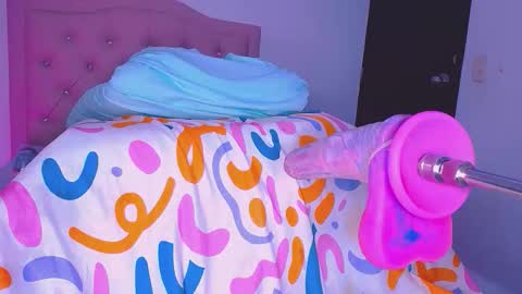 ArisSPEED UP MY FUCK MACHINE AND MAKE ME CUM online show from March 1, 4:39 am