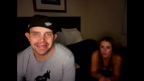 Snapshot of arky30 chatting on October 27, 4:34 am Nutter Butter online show from October 27, 4:34 am