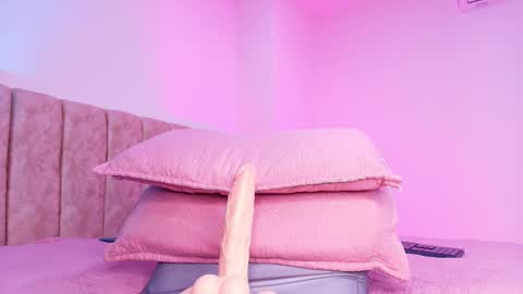 Arleth  online show from February 20, 6:19 am