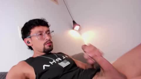 Arley Moren online show from April 7, 3:08 am