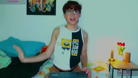Snapshot of arnold_laurent chatting on September 29, 4:00 am Arnold online show from September 29, 4:00 am