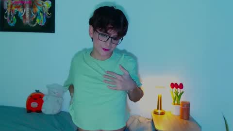 Snapshot of arnold_laurent chatting on September 24, 5:36 am Arnold online show from September 24, 5:36 am
