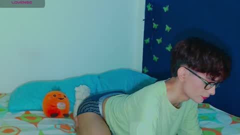 Snapshot of arnold_laurent chatting on October 13, 2:24 am Arnold online show from October 13, 2:24 am