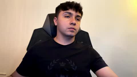 aron__cooper online show from April 18, 9:37 pm