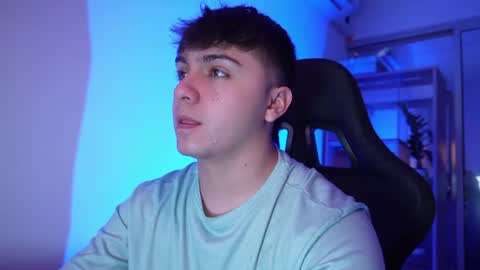 aron__cooper online show from June 19, 12:49 am
