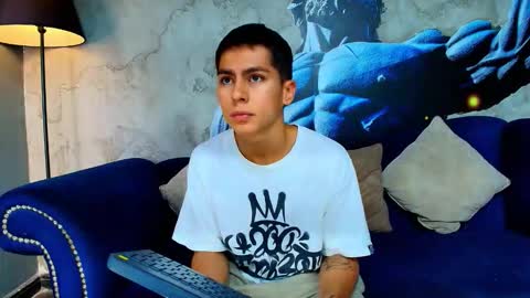 aron_pulse online show from January 17, 1:42 pm