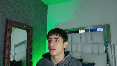 Aron Falcon online show from February 24, 12:37 pm