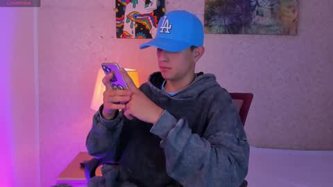 Aron Falcon online show from January 3, 4:55 am