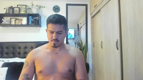 Snapshot of aronwilliams69 chatting on February 4, 11:06 pm ARON  Independent model  online show from February 4, 11:06 pm