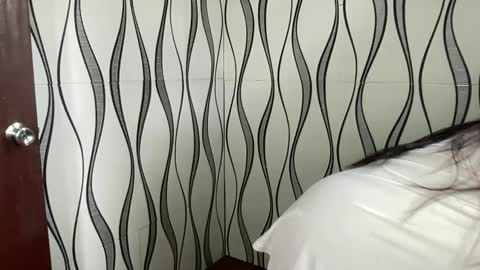 Snapshot of arousingkatets chatting on March 10, 3:01 am KATE MORE  online show from March 10, 3:01 am