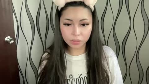 Snapshot of arousingkatets chatting on February 22, 7:01 am KATE MORE  online show from February 22, 7:01 am