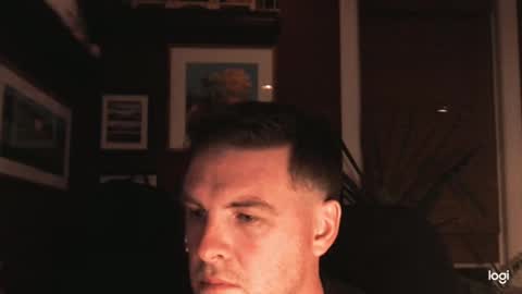 Snapshot of artofsax chatting on October 26, 4:46 am artofsax online show from October 26, 4:46 am
