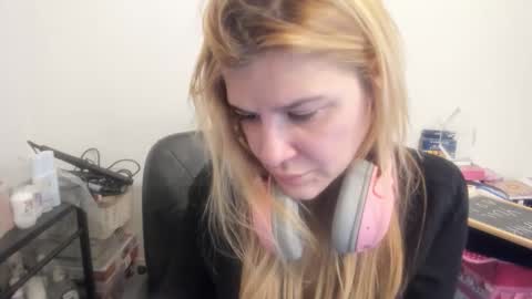 MIA online show from February 13, 6:44 pm