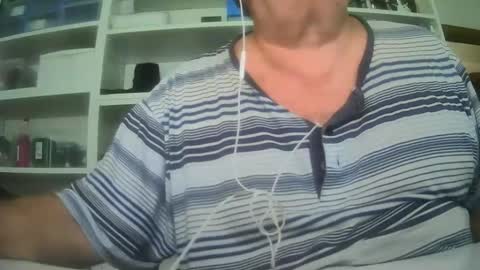 Snapshot of arturo200247 chatting on September 19, 6:50 am arturo200247 online show from September 19, 6:50 am