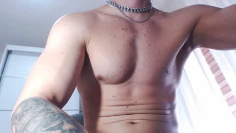 AryanAian1 online show from February 11, 8:37 am