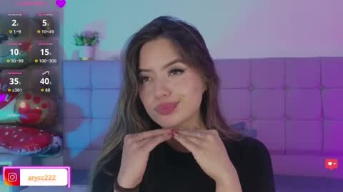 arycooper_ online show from April 17, 12:07 pm