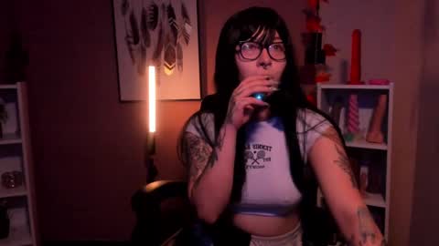 Snapshot of asami_chieko_ chatting on February 13, 9:28 pm Asami online show from February 13, 9:28 pm