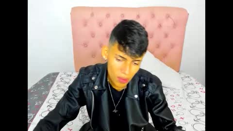 Snapshot of asbeell_grigory chatting on September 30, 10:20 pm asbeell grigory online show from September 30, 10:20 pm