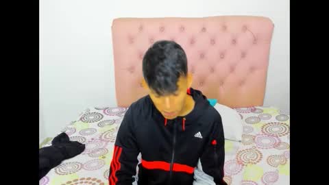 Snapshot of asbeell_grigory chatting on October 1, 10:41 pm asbeell grigory online show from October 1, 10:41 pm