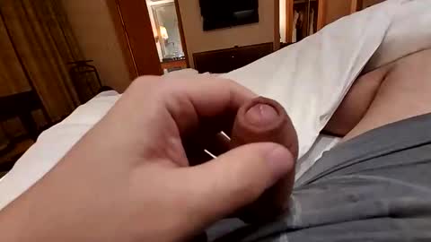 ash795179 online show from April 18, 12:18 pm