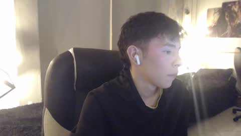 ash_kai online show from June 26, 8:03 pm