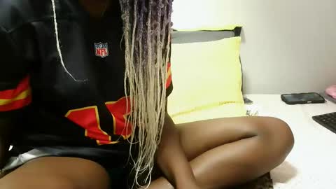 ashlery  online show from December 23, 3:56 am