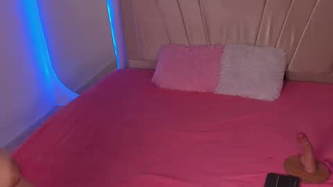 Ashley online show from February 13, 9:20 am