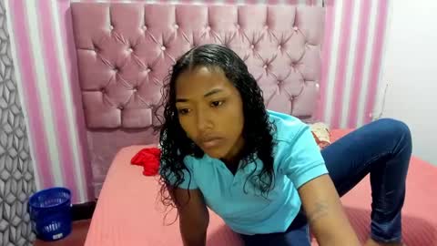 Snapshot of ashley_love12 chatting on February 12, 12:22 pm ashley online show from February 12, 12:22 pm