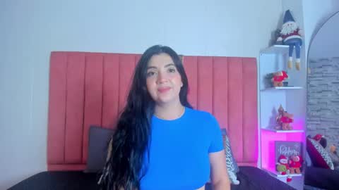 ashley_ollsen online show from December 4, 3:17 am