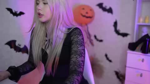 AshleyNiko online show from October 26, 6:40 pm